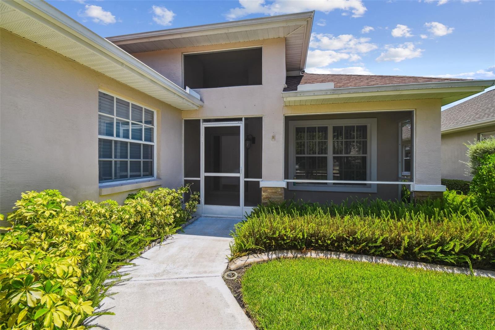 Image 4 of 76 For 1747 Orchardgrove Avenue