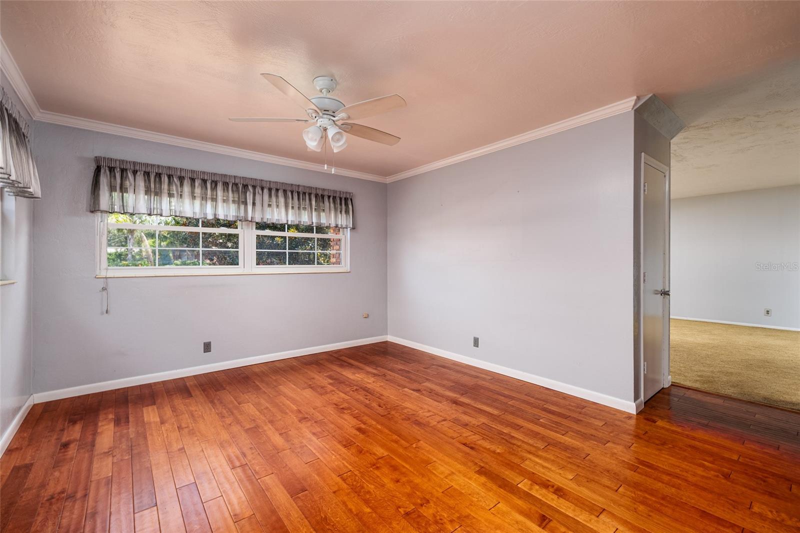 Image 11 of 45 For 6756 19th Street N