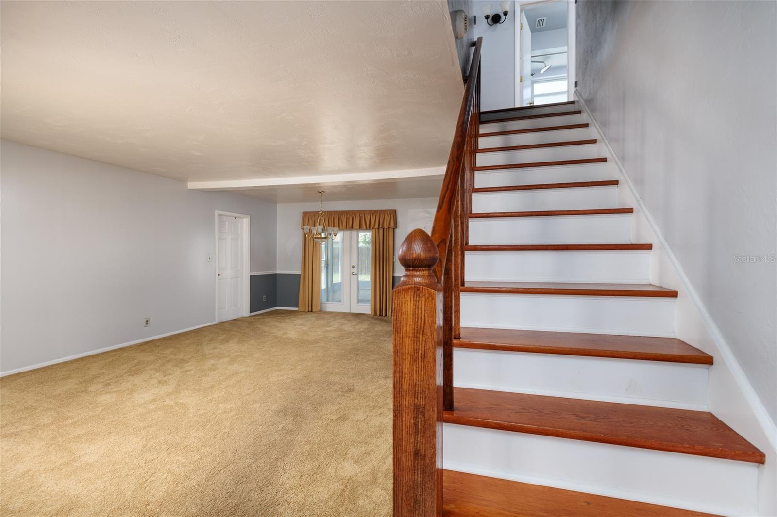 Image 18 of 45 For 6756 19th Street N