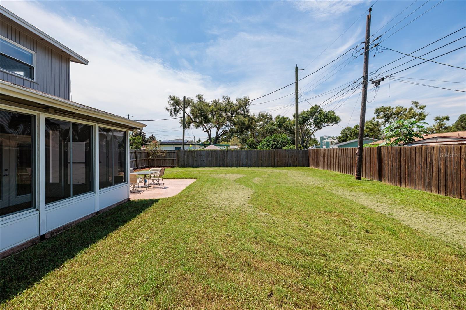 Image 36 of 45 For 6756 19th Street N