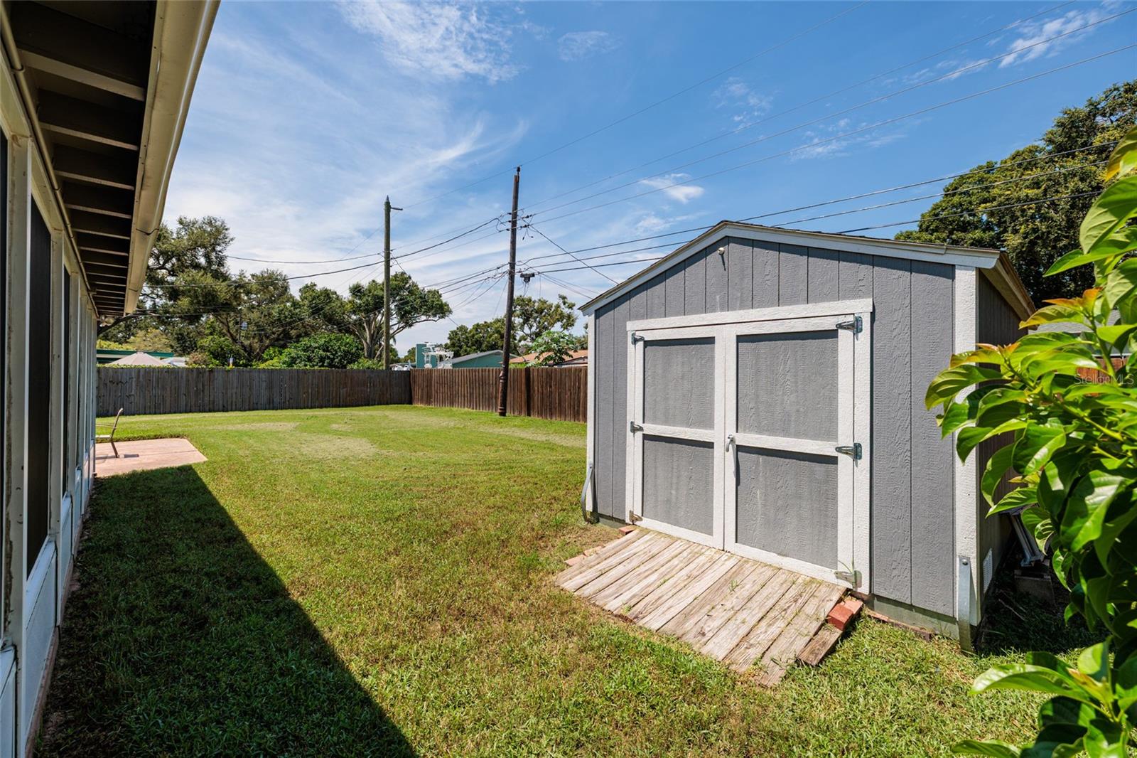 Image 37 of 45 For 6756 19th Street N