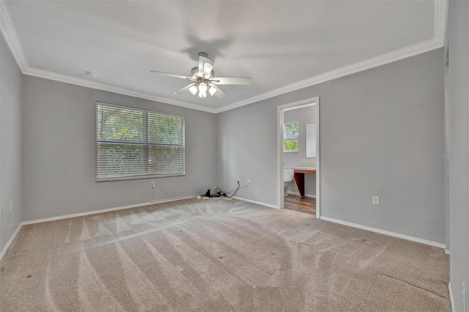 Image 34 of 62 For 2928 Royal Tuscan Lane