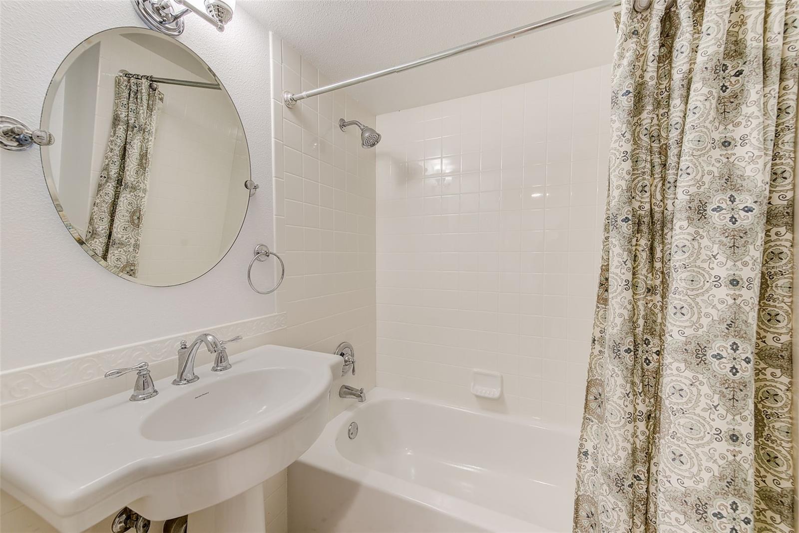 Image 20 of 35 For 12900 Vonn Road E205