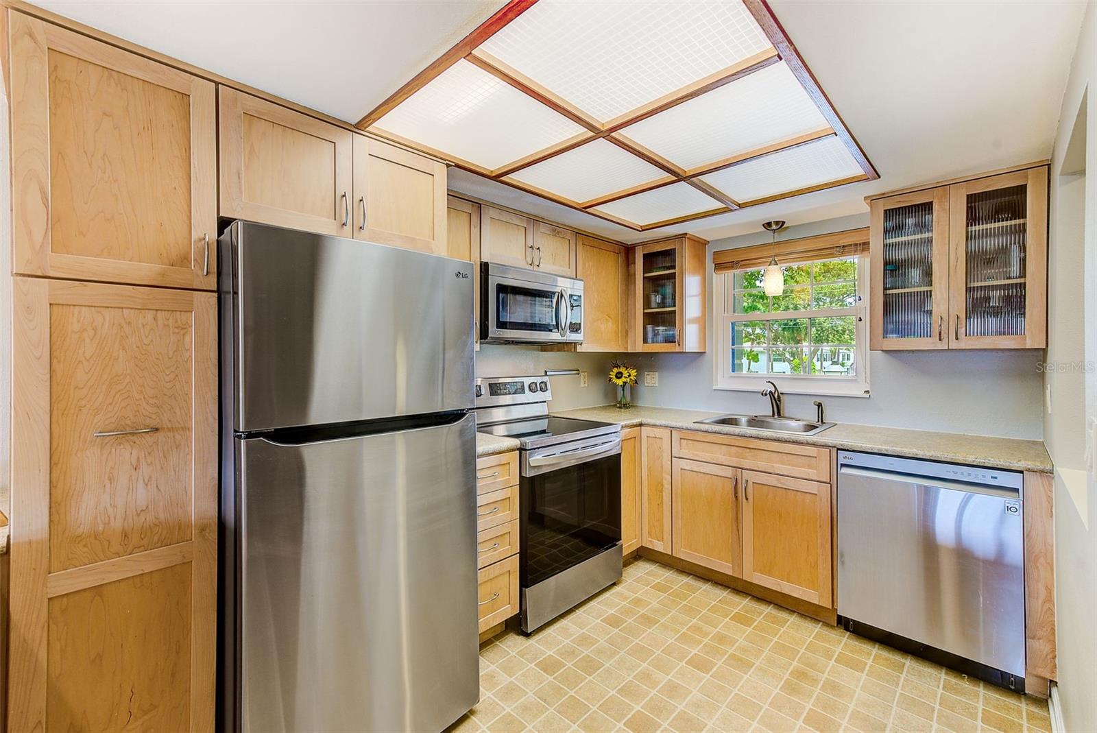 Image 5 of 35 For 12900 Vonn Road E205