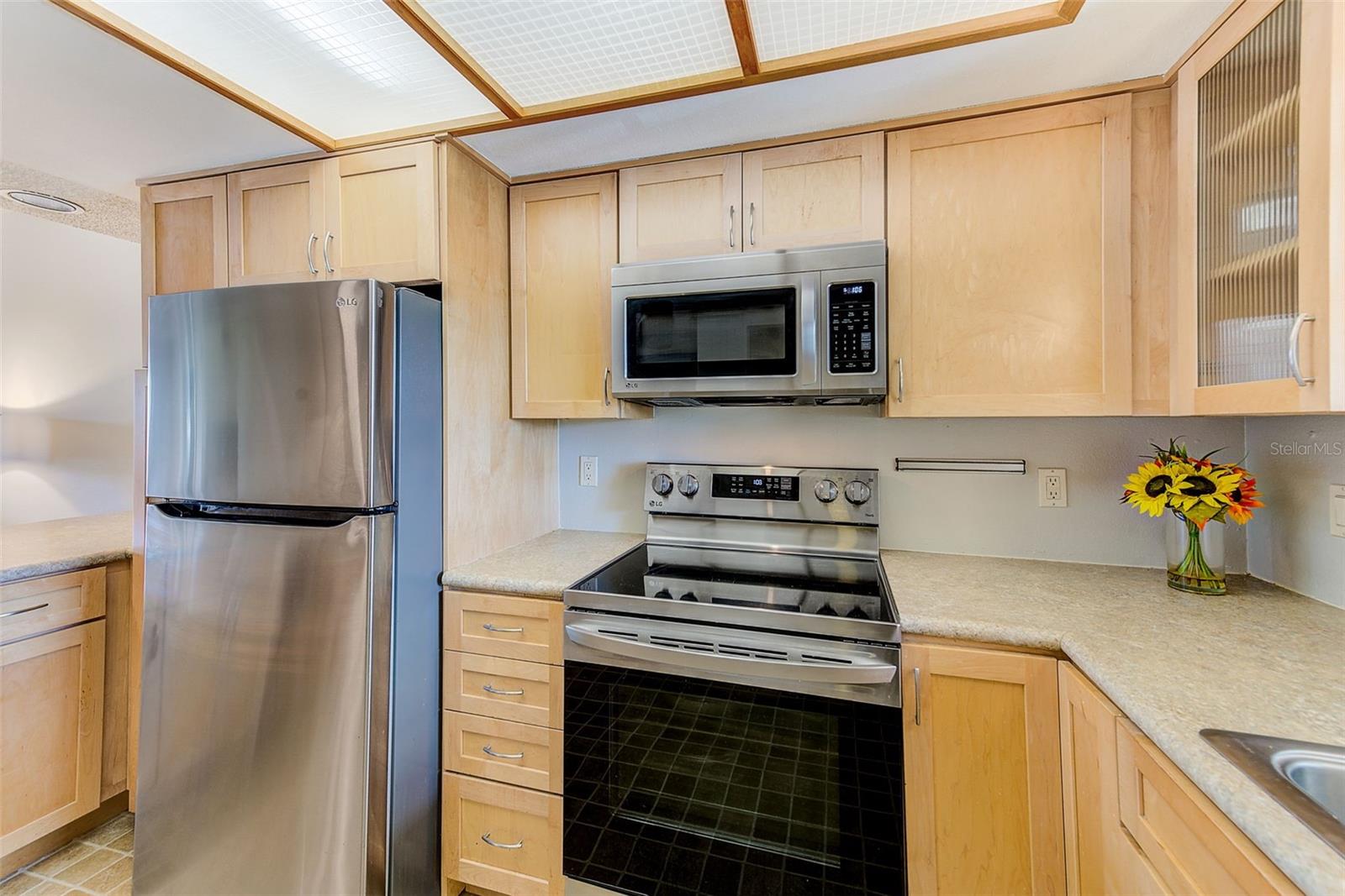 Image 6 of 35 For 12900 Vonn Road E205