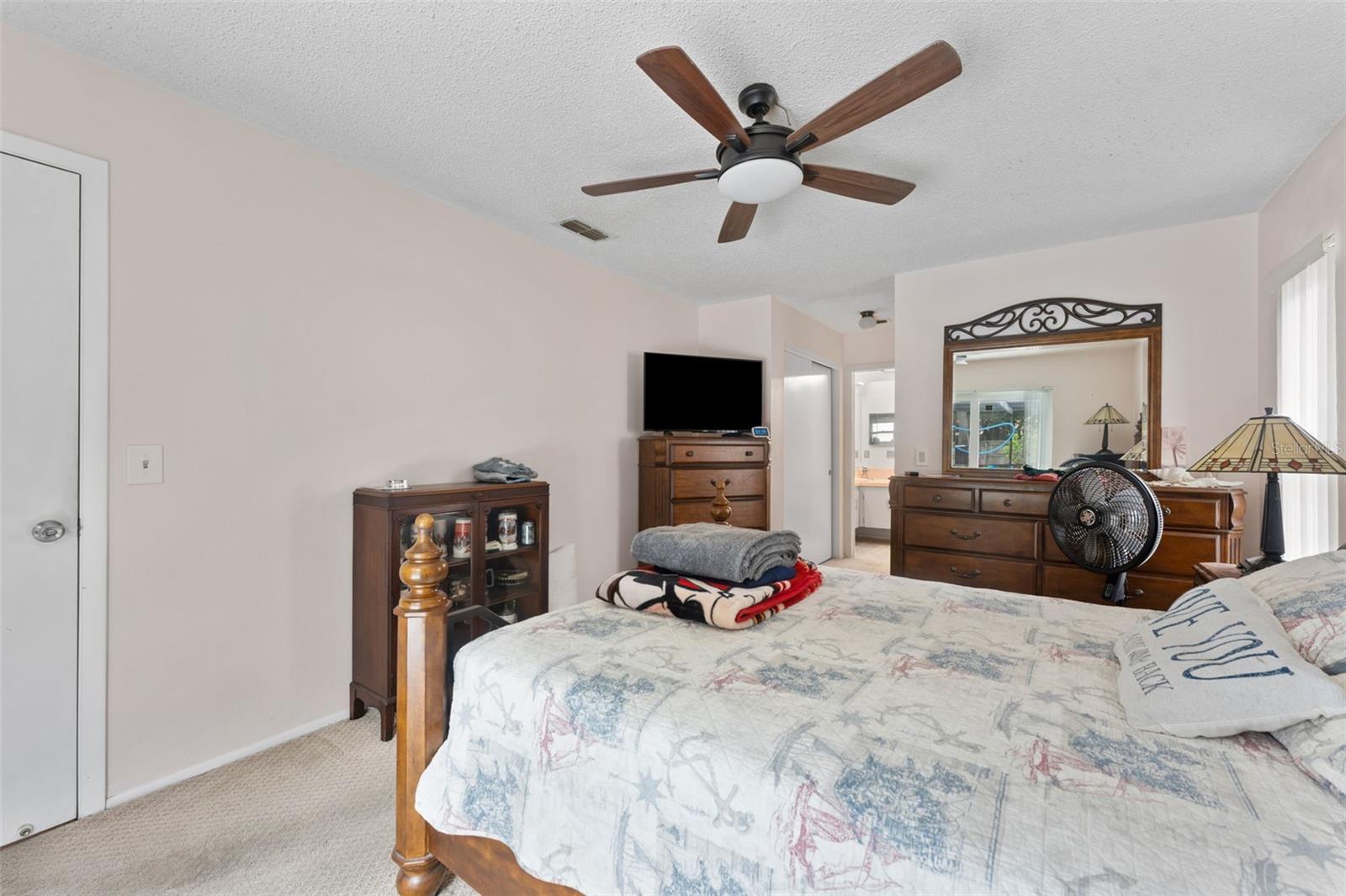 Image 16 of 41 For 7264 Staghorn Drive