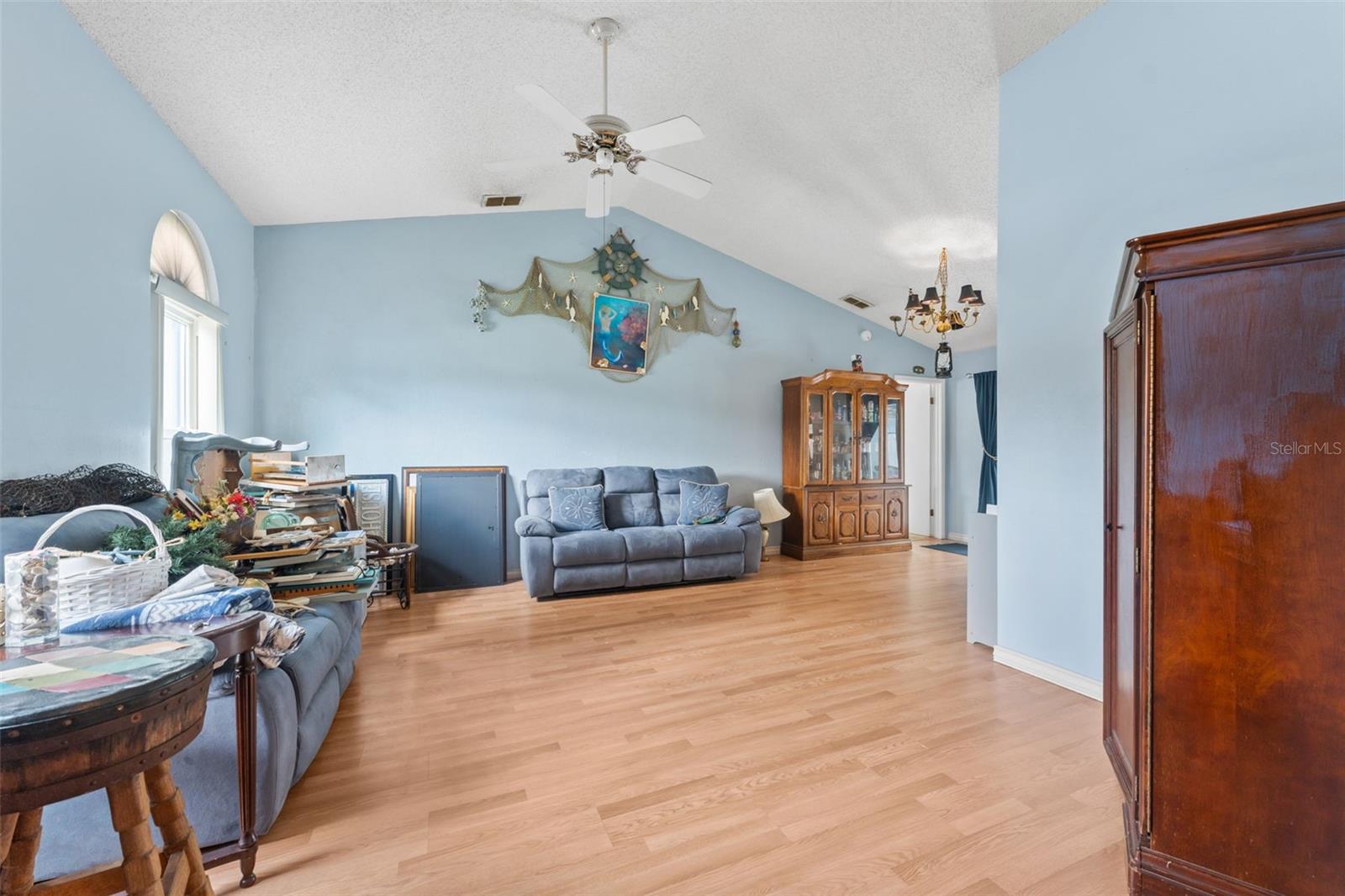 Image 7 of 41 For 7264 Staghorn Drive