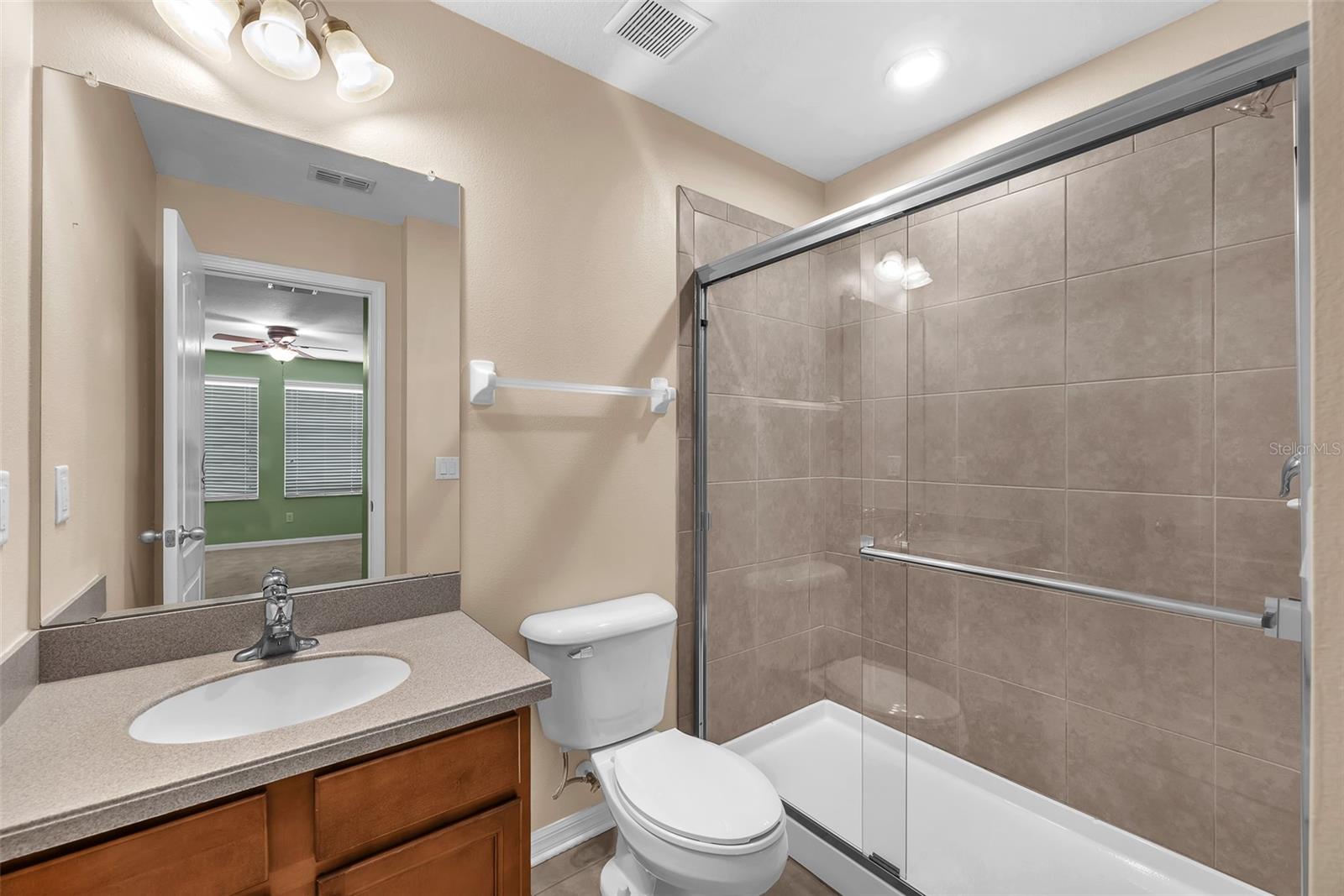 Image 25 of 39 For 2212 Valterra Vista Way
