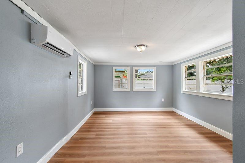 Image 7 of 14 For 1616 13th Street S B