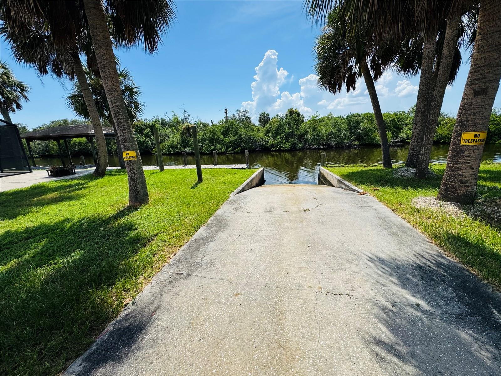 Image 10 of 48 For 9903 Bay Drive