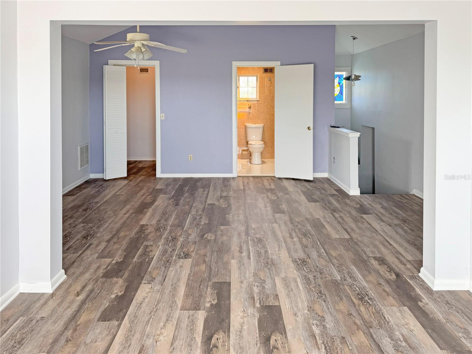 Image 19 of 48 For 9903 Bay Drive