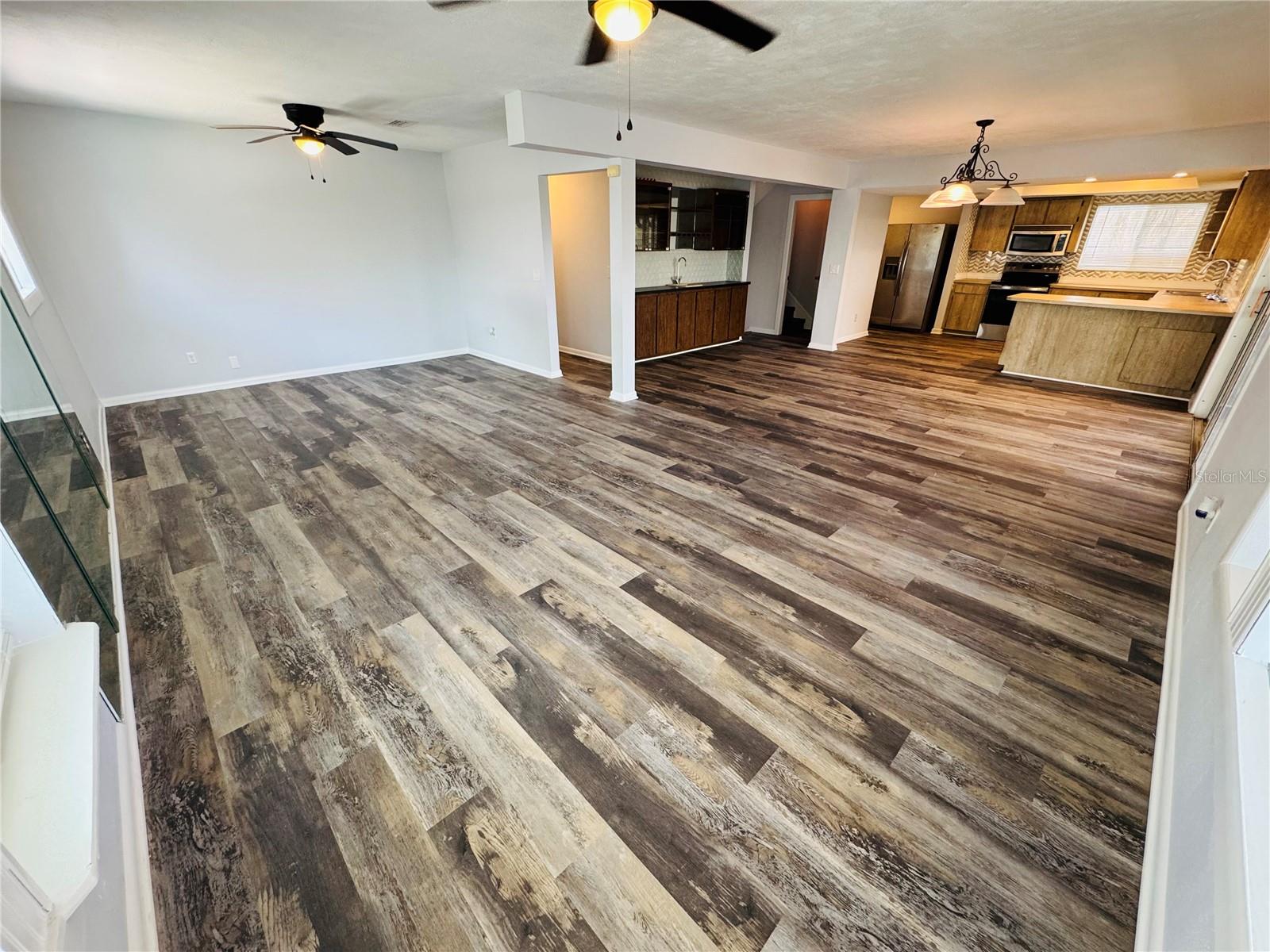 Image 32 of 48 For 9903 Bay Drive