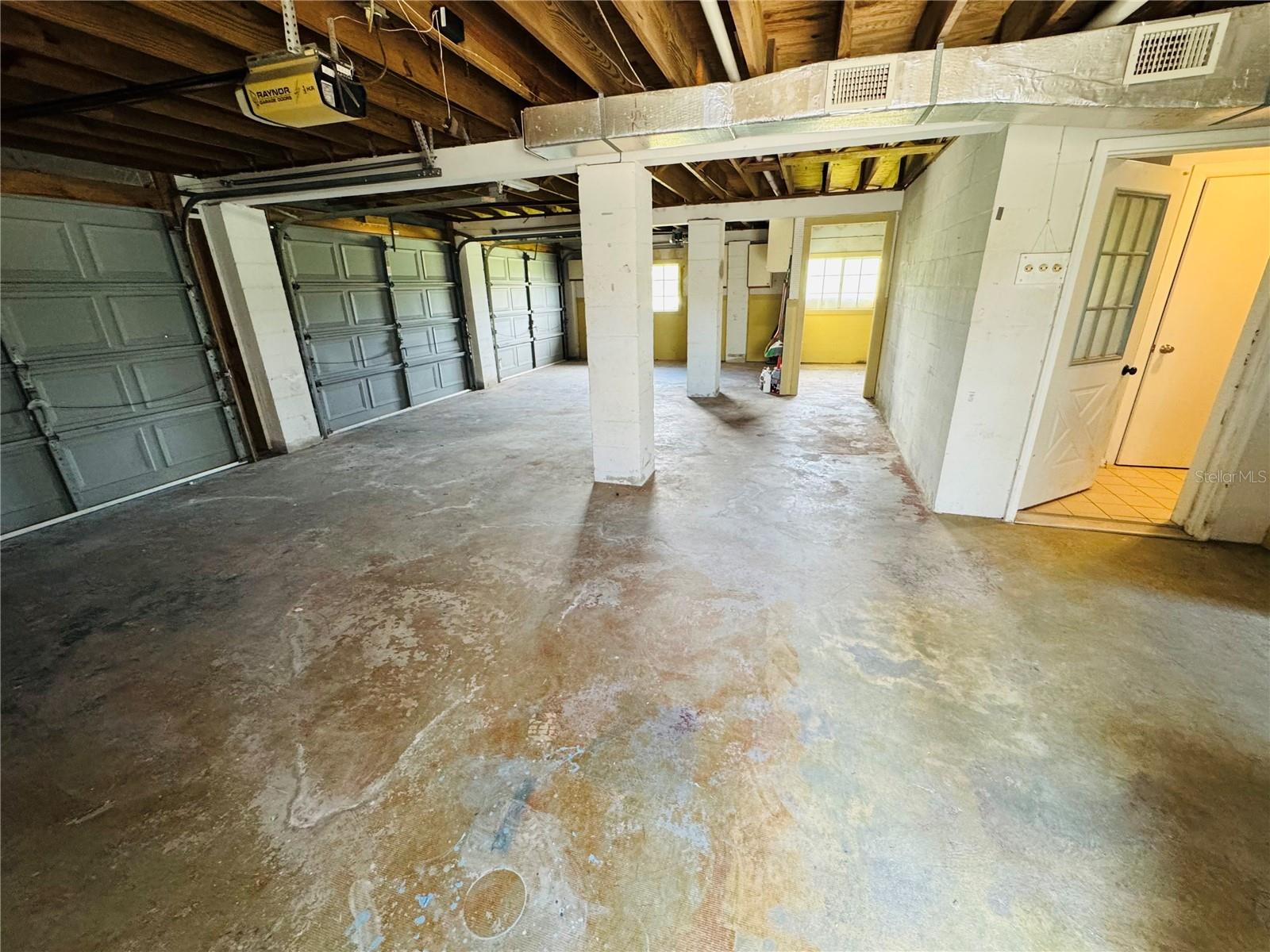 Image 35 of 48 For 9903 Bay Drive