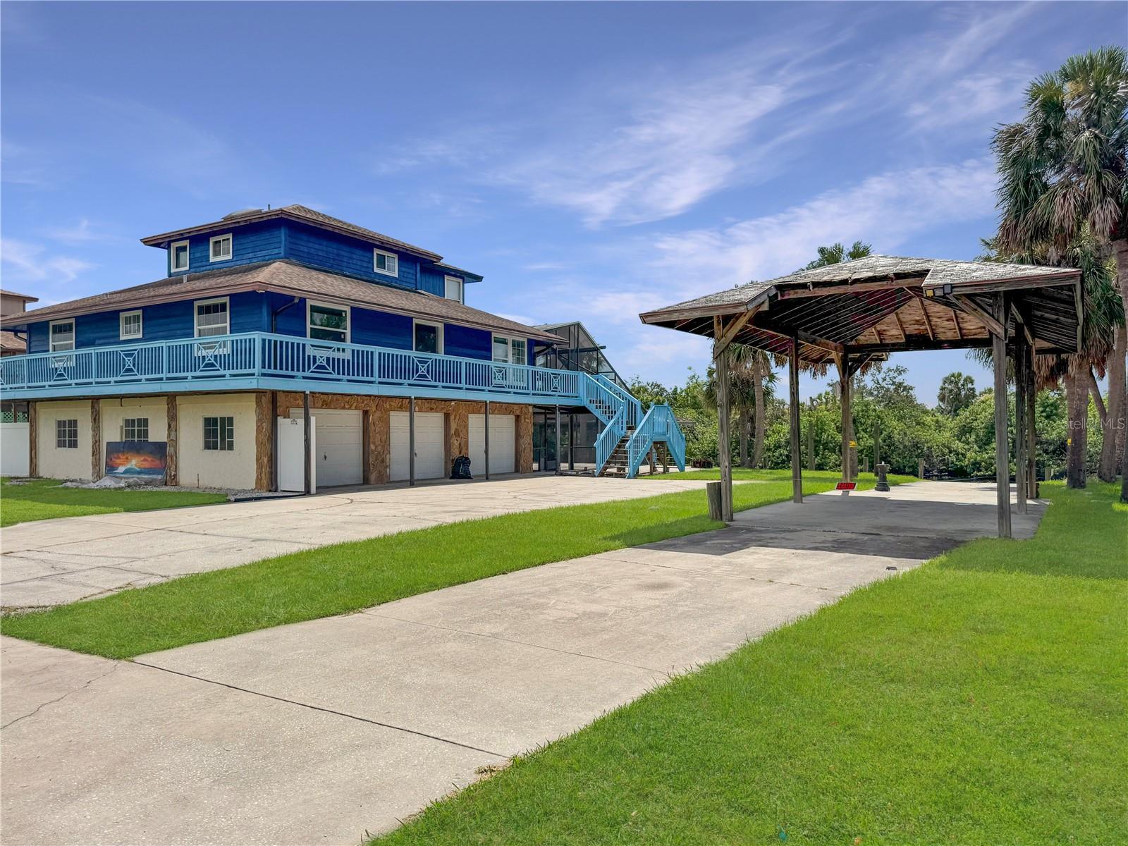 Image 4 of 48 For 9903 Bay Drive
