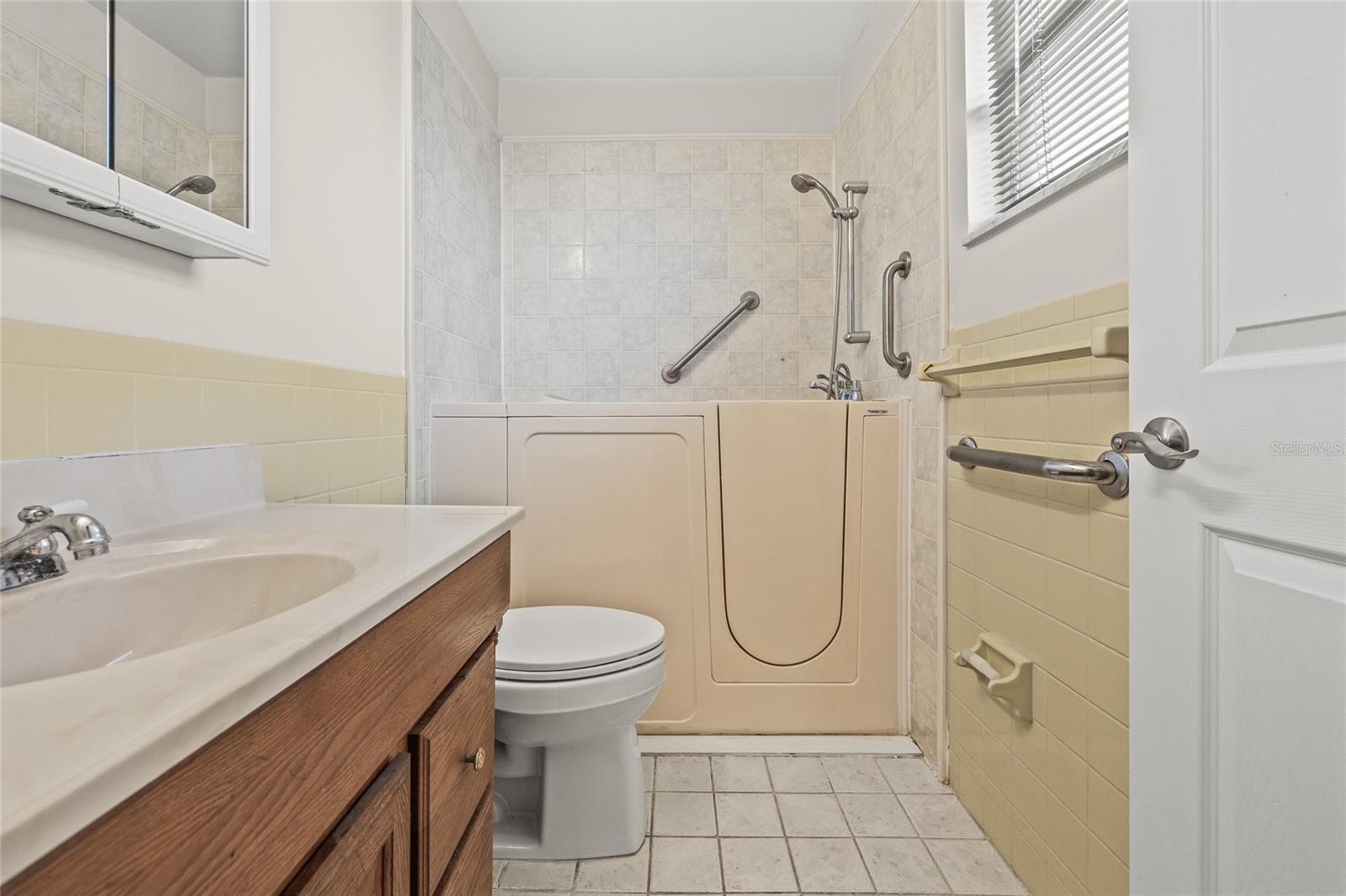 Image 10 of 36 For 9817 40th Street N