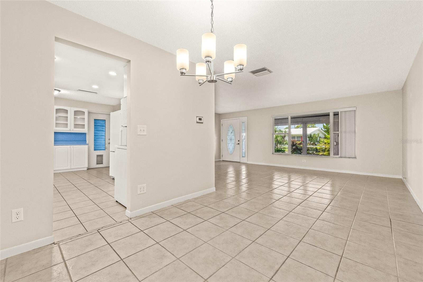 Image 12 of 36 For 9817 40th Street N