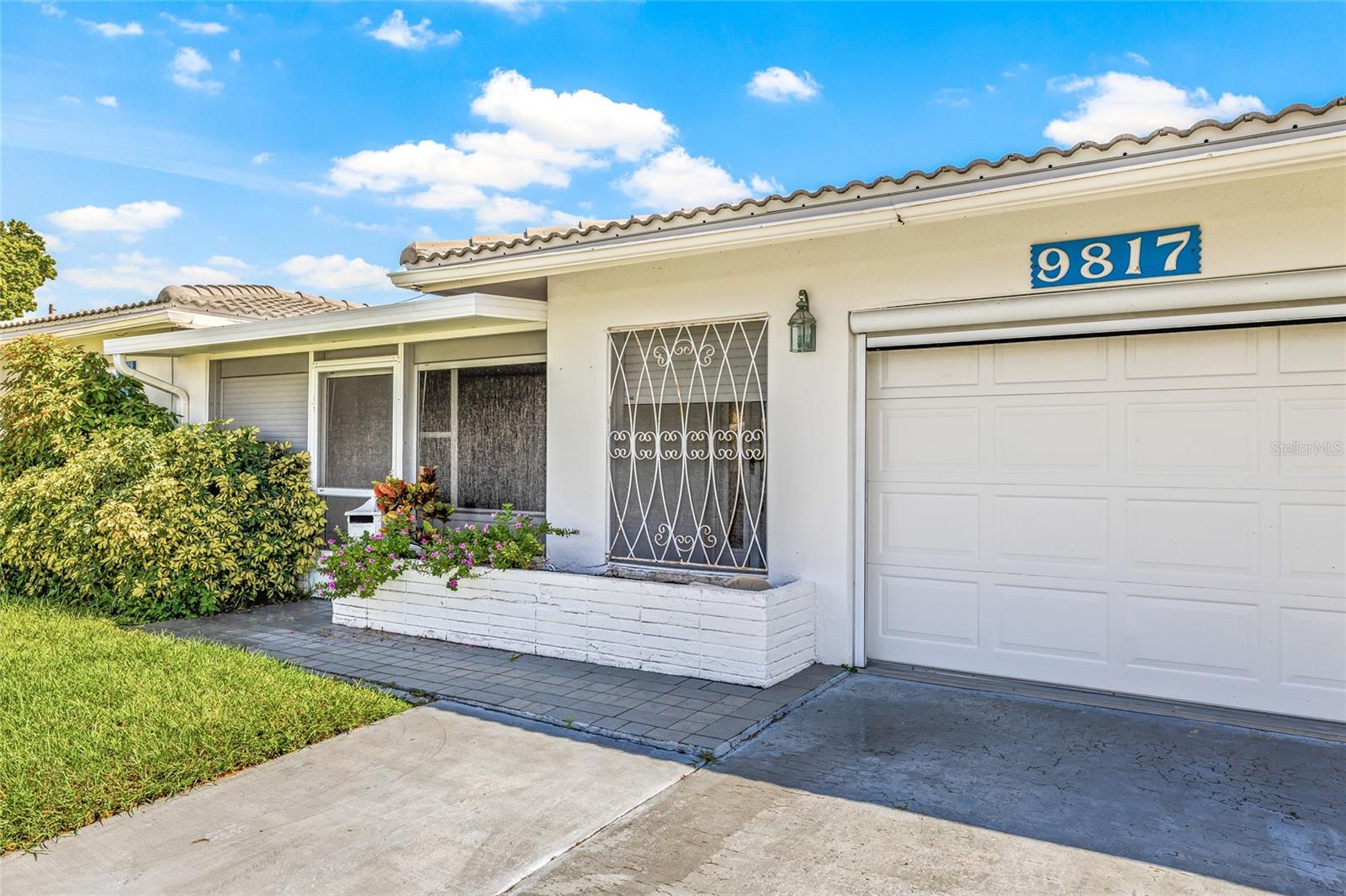 Image 26 of 36 For 9817 40th Street N