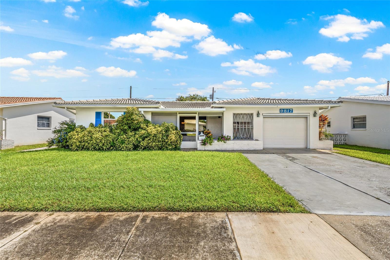 Image 27 of 36 For 9817 40th Street N
