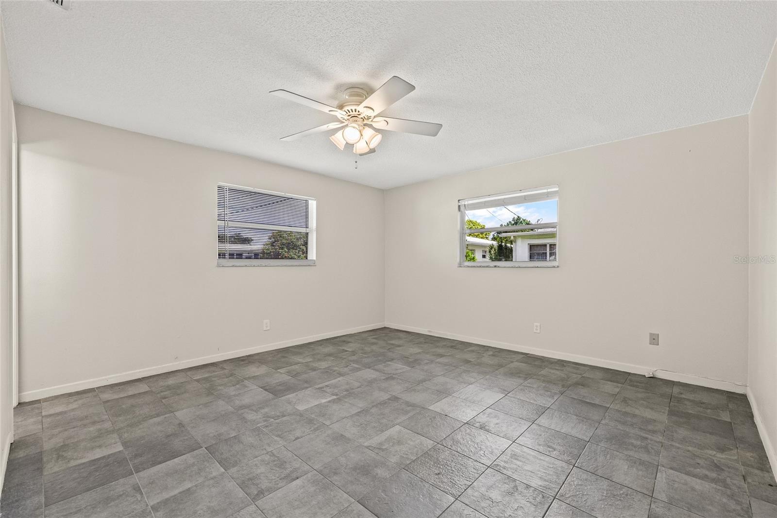Image 9 of 36 For 9817 40th Street N