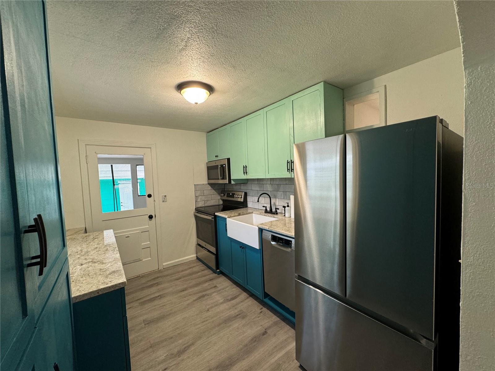 Image 9 of 22 For 4108 10th Avenue N