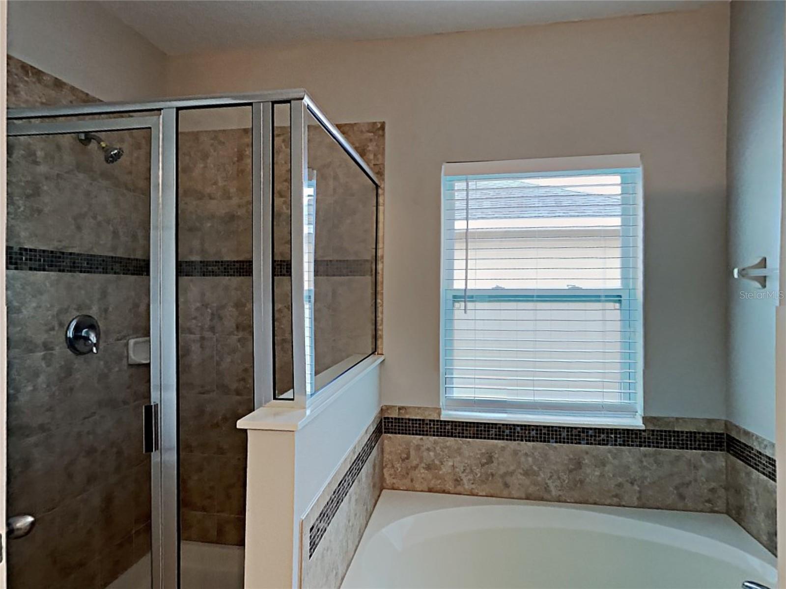 Image 19 of 22 For 303 Salamanca Road