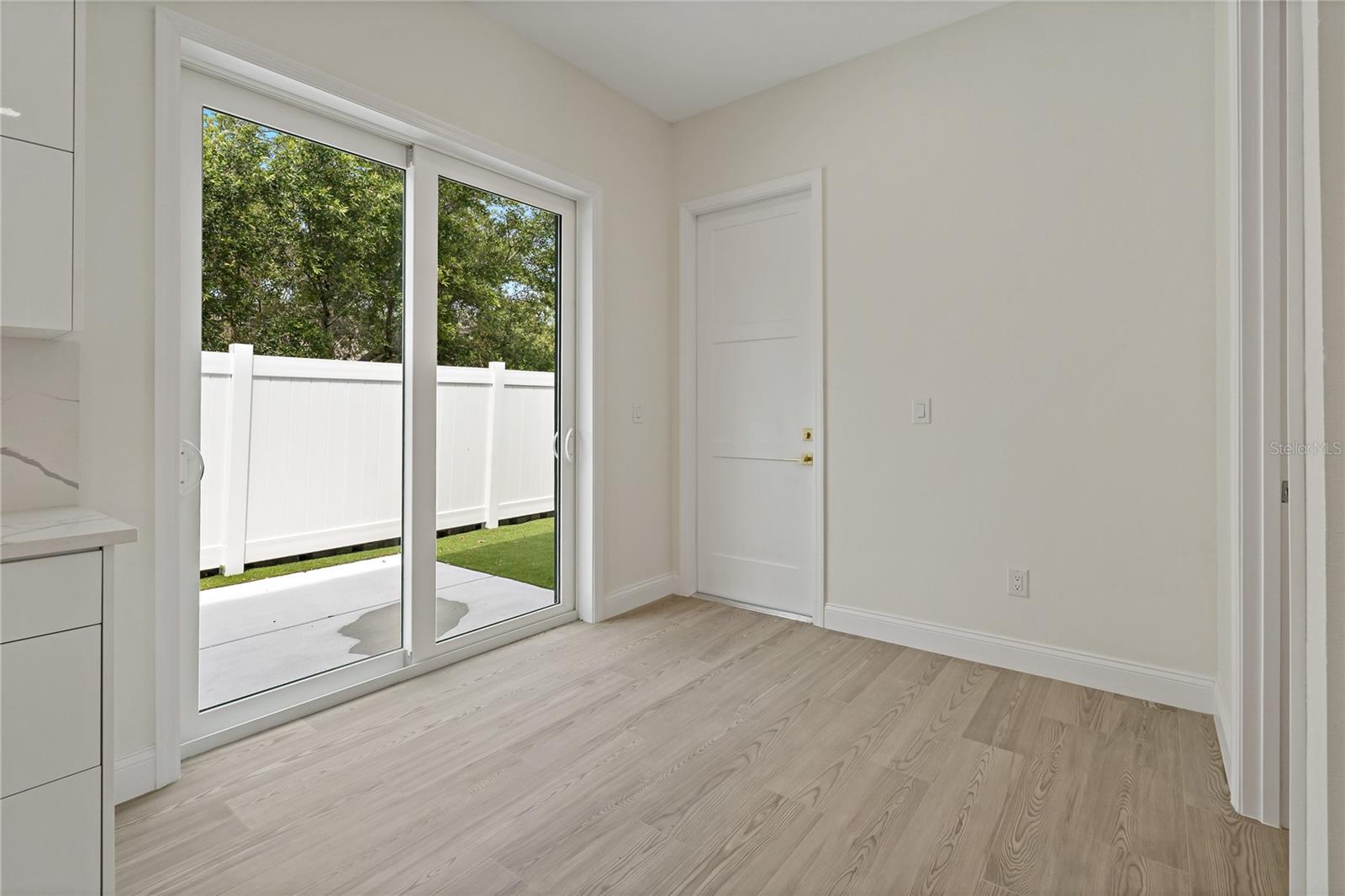 Image 11 of 41 For 1348 San Christopher Drive 3