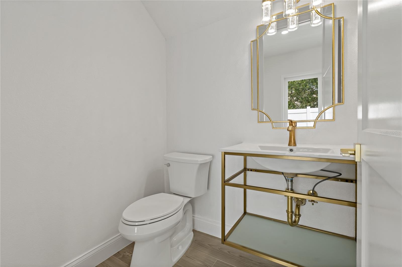 Image 14 of 41 For 1348 San Christopher Drive 3