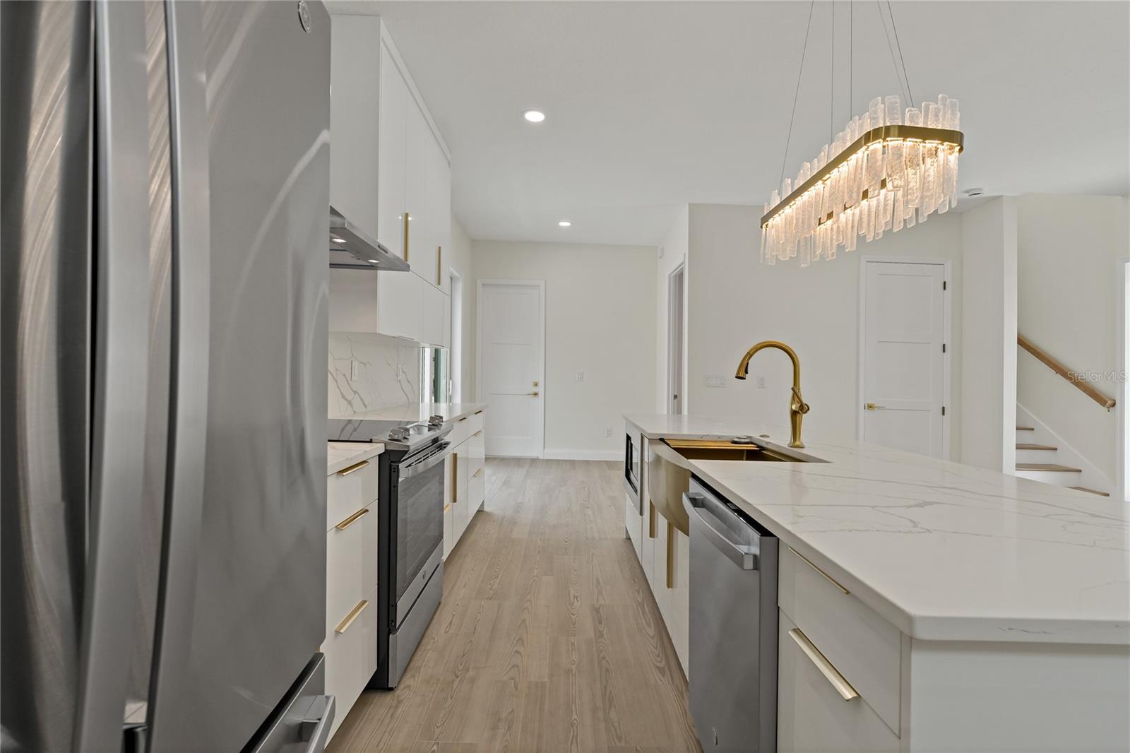 Image 7 of 41 For 1348 San Christopher Drive 3