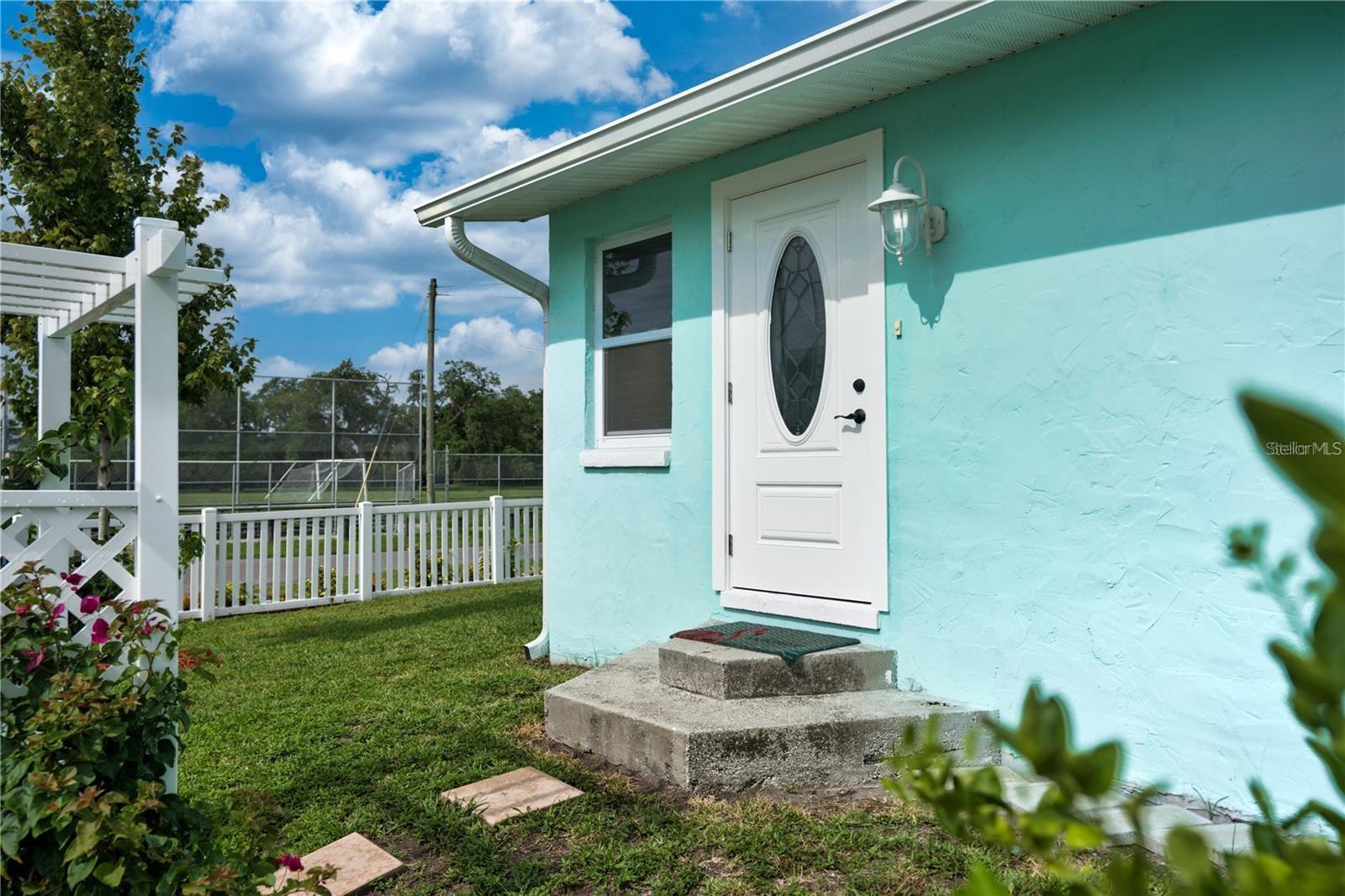 Image 3 of 33 For 2826 Corrine Street