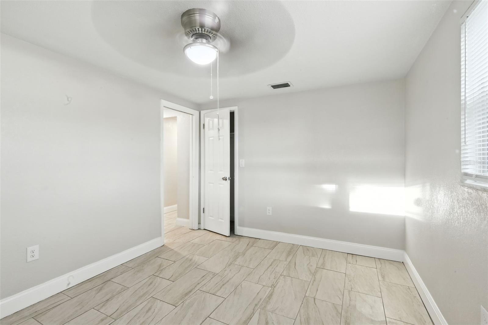 Image 18 of 30 For 9239 Palm Avenue