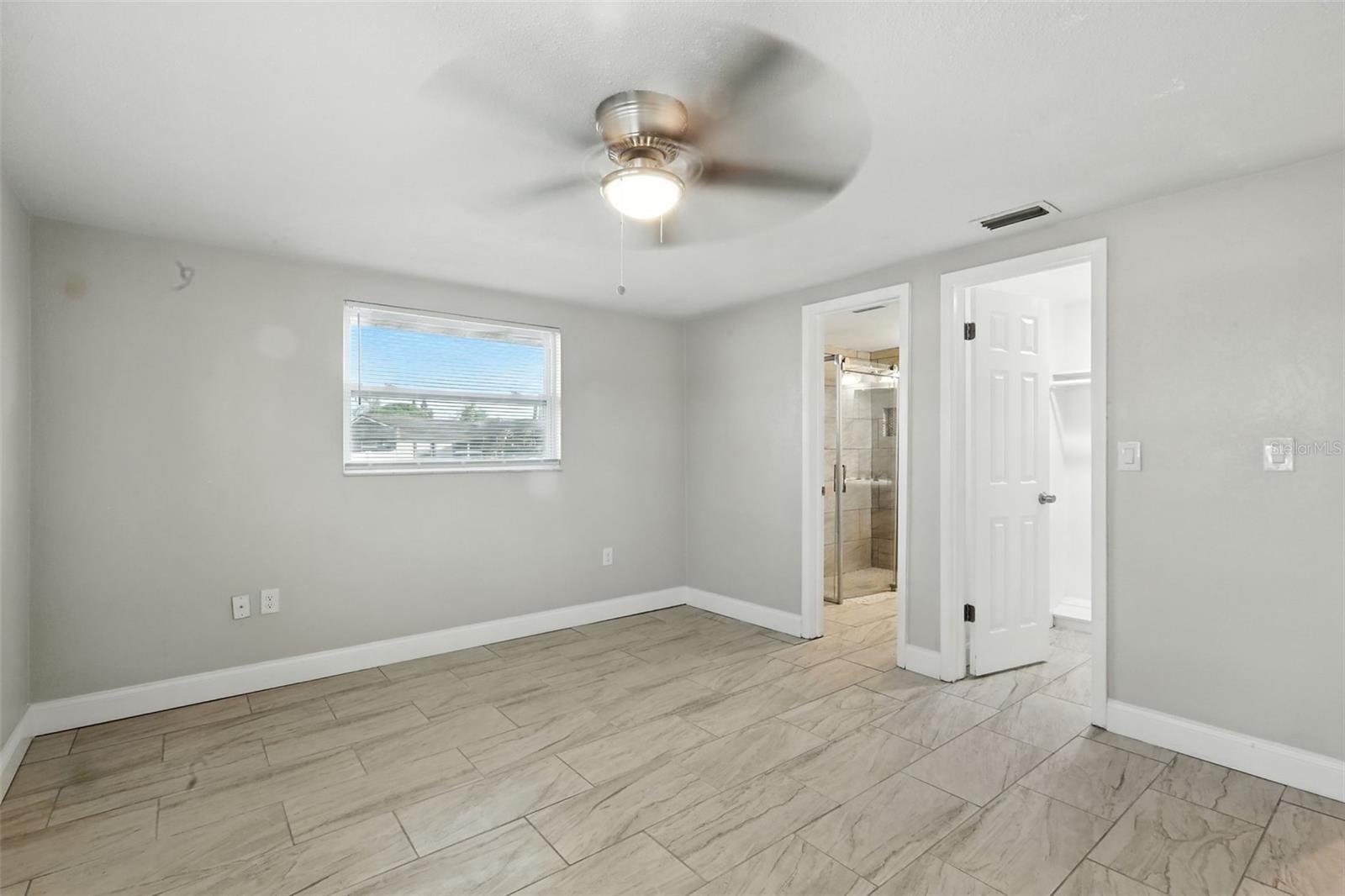 Image 21 of 30 For 9239 Palm Avenue
