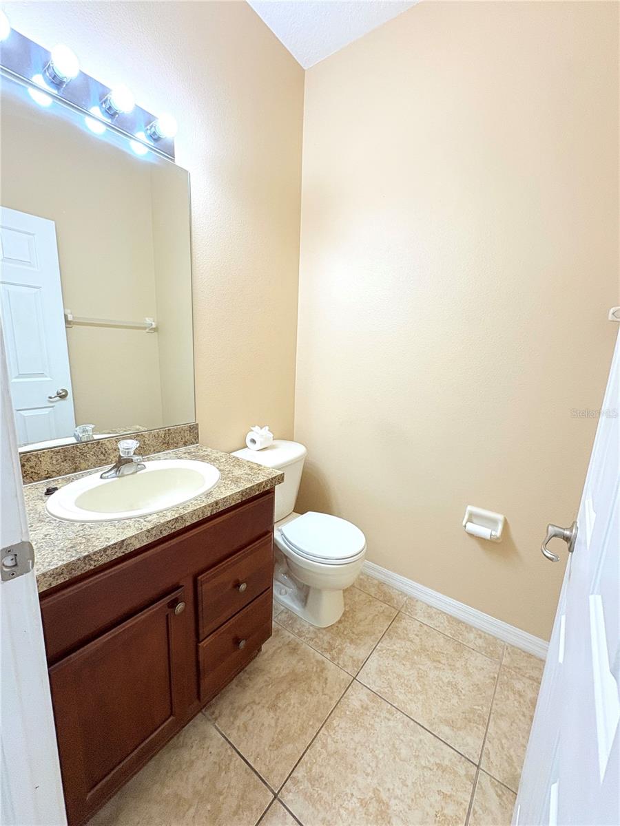 Image 10 of 19 For 2425 Middleton Grove Drive