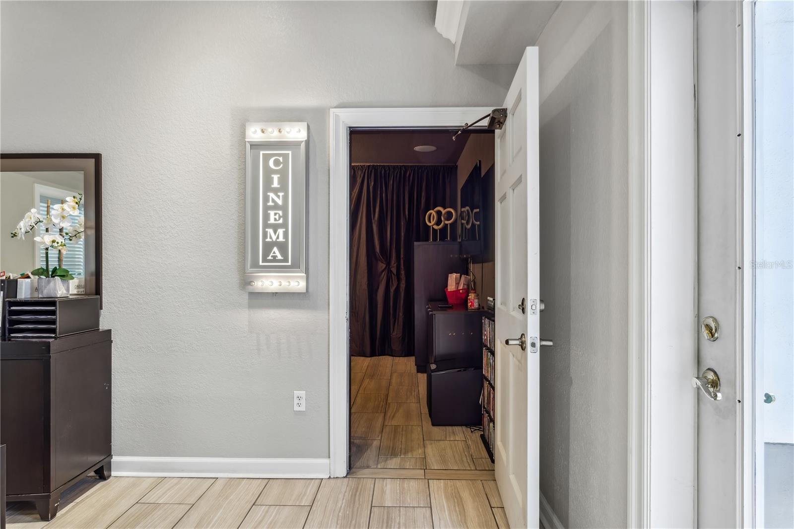 Image 25 of 31 For 5511 Legacy Crescent Place 201