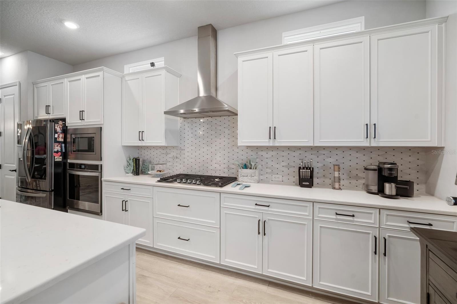 Listing photo id 24 for 5405 Del Coronado Drive