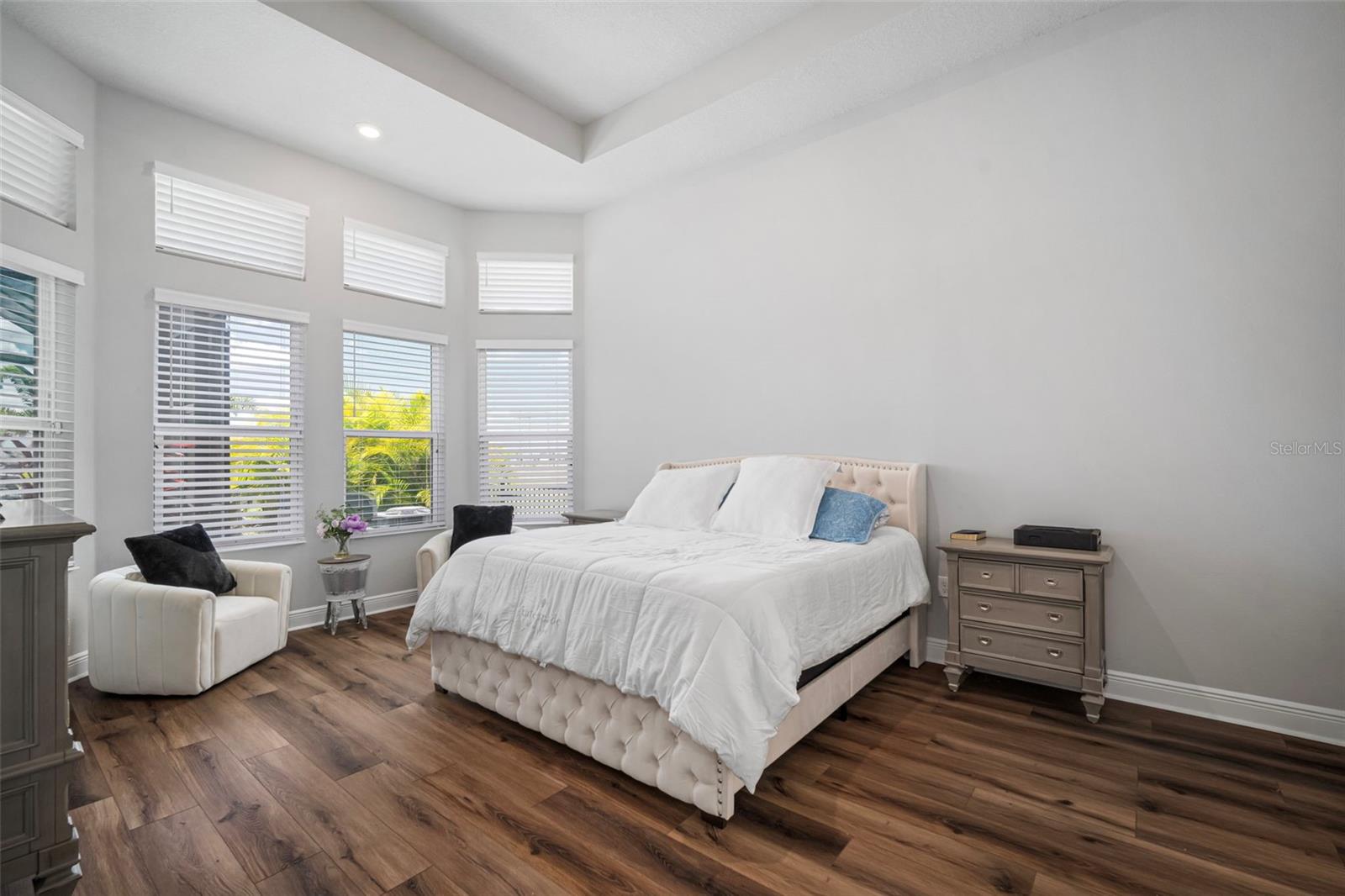 Listing photo id 34 for 5405 Del Coronado Drive