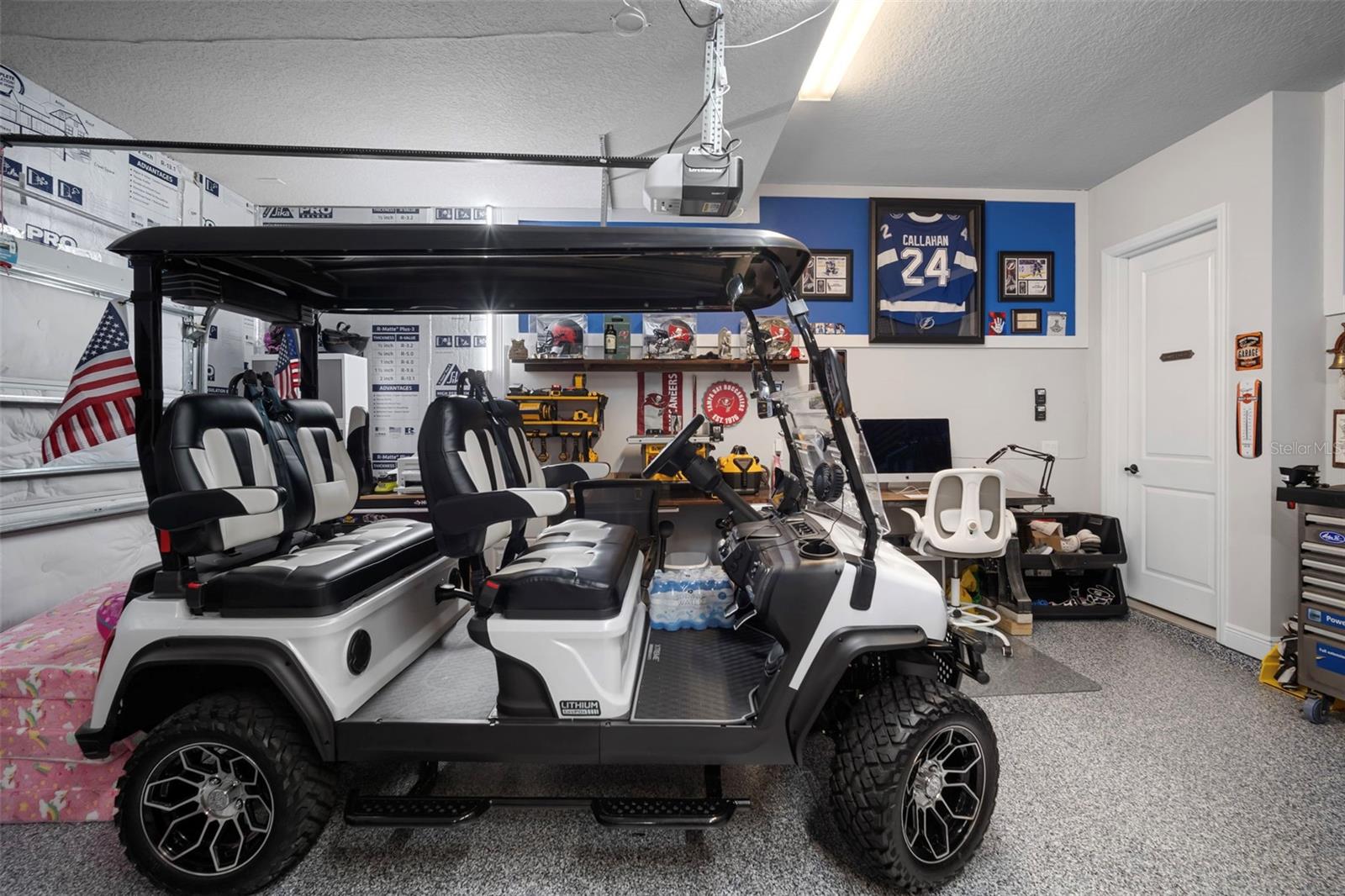 Listing photo id 50 for 5405 Del Coronado Drive