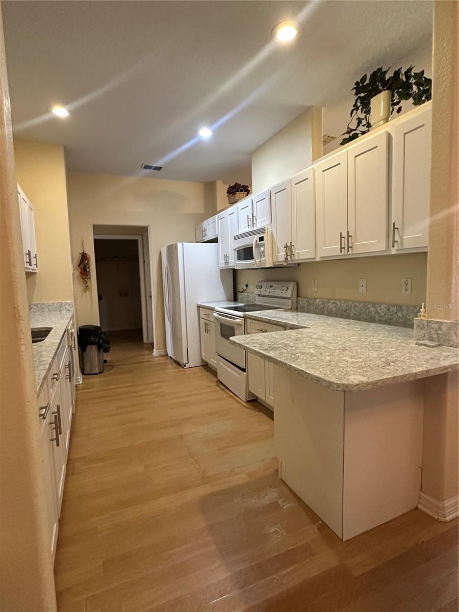 Image 11 of 19 For 6638 Hatcher Road
