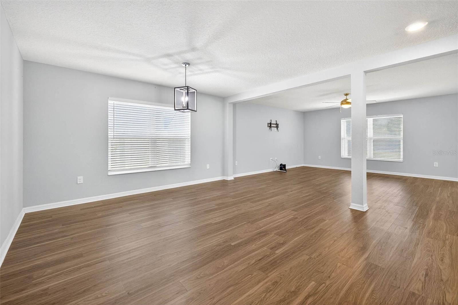 Image 10 of 61 For 411 Sunfish Drive