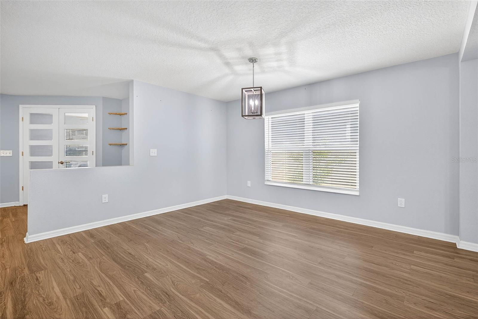 Image 11 of 61 For 411 Sunfish Drive