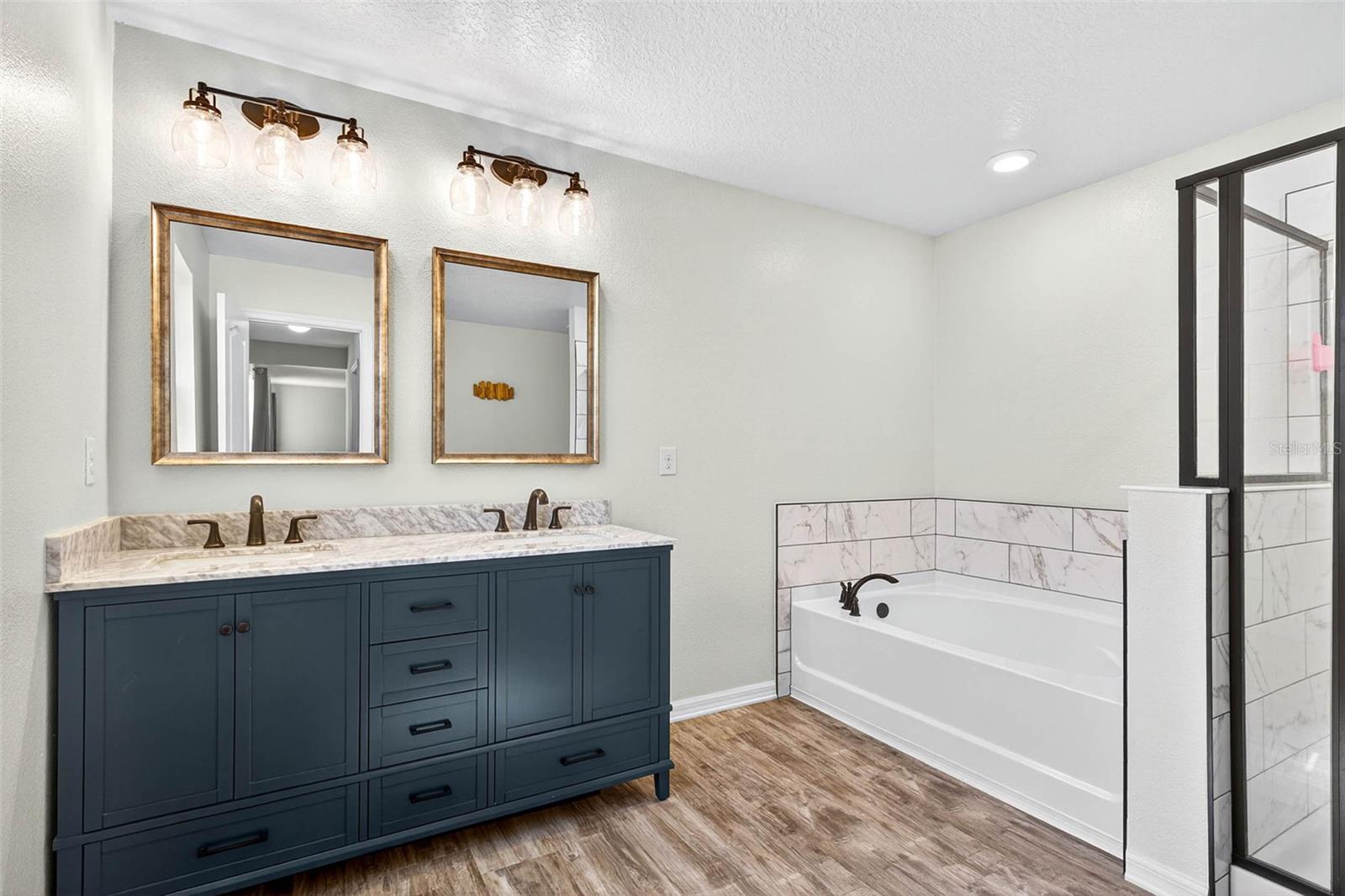 Image 36 of 61 For 411 Sunfish Drive