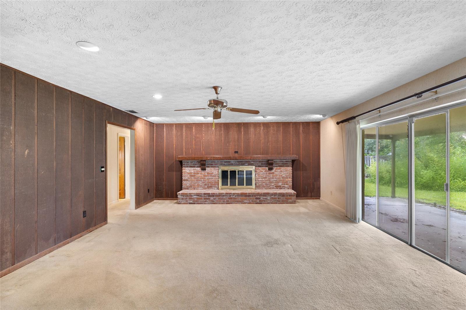 Image 11 of 45 For 403 Montrose Avenue