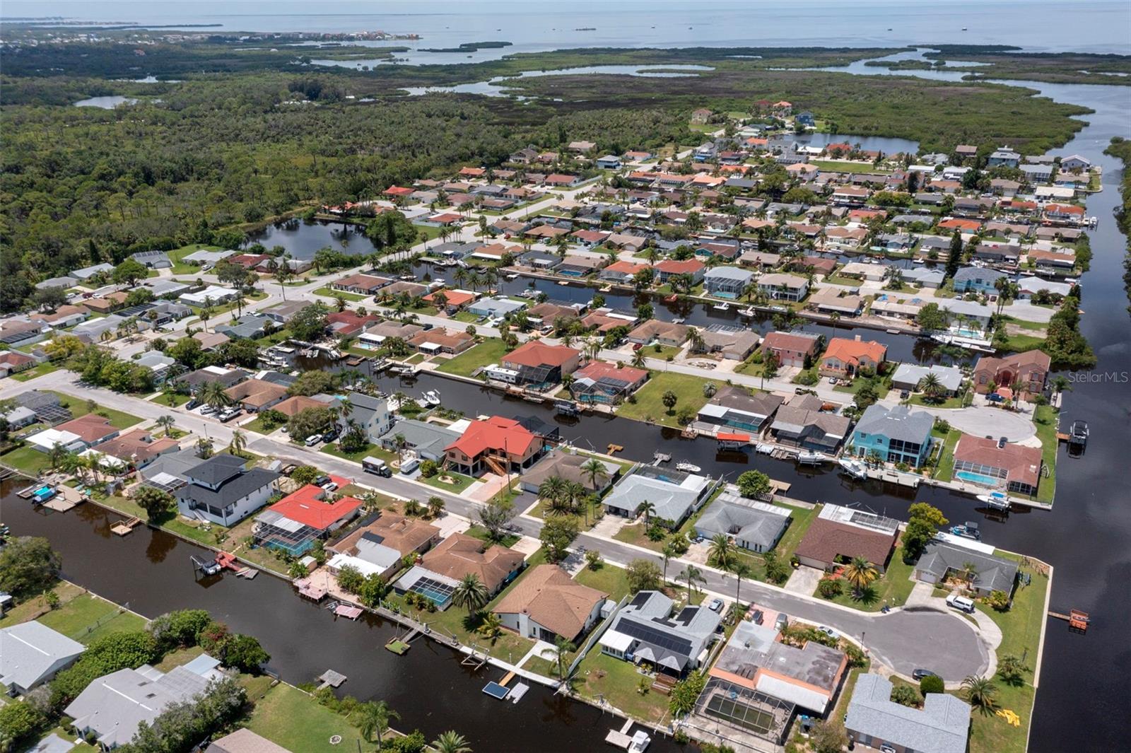 Image 47 of 51 For 9910 Island Harbor Drive