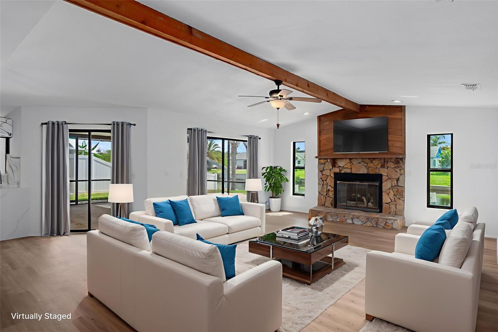 Image 7 of 51 For 9910 Island Harbor Drive