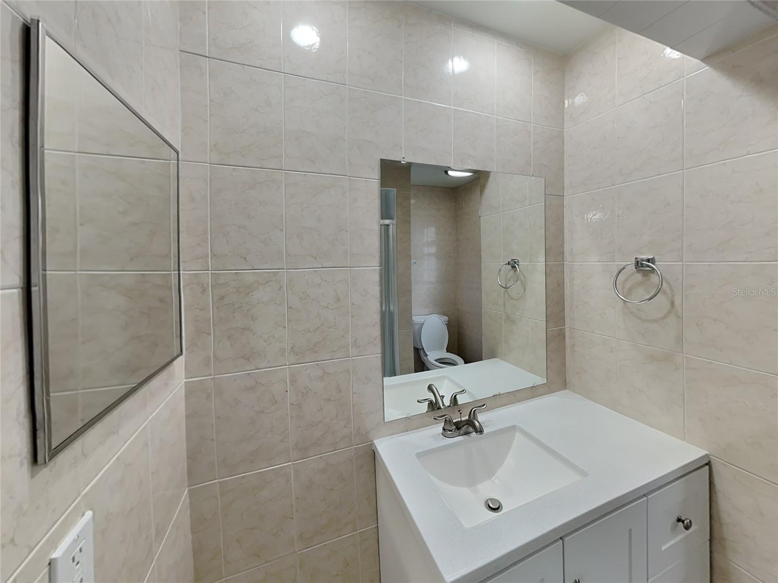 Image 9 of 17 For 2962 Woodpine Circle