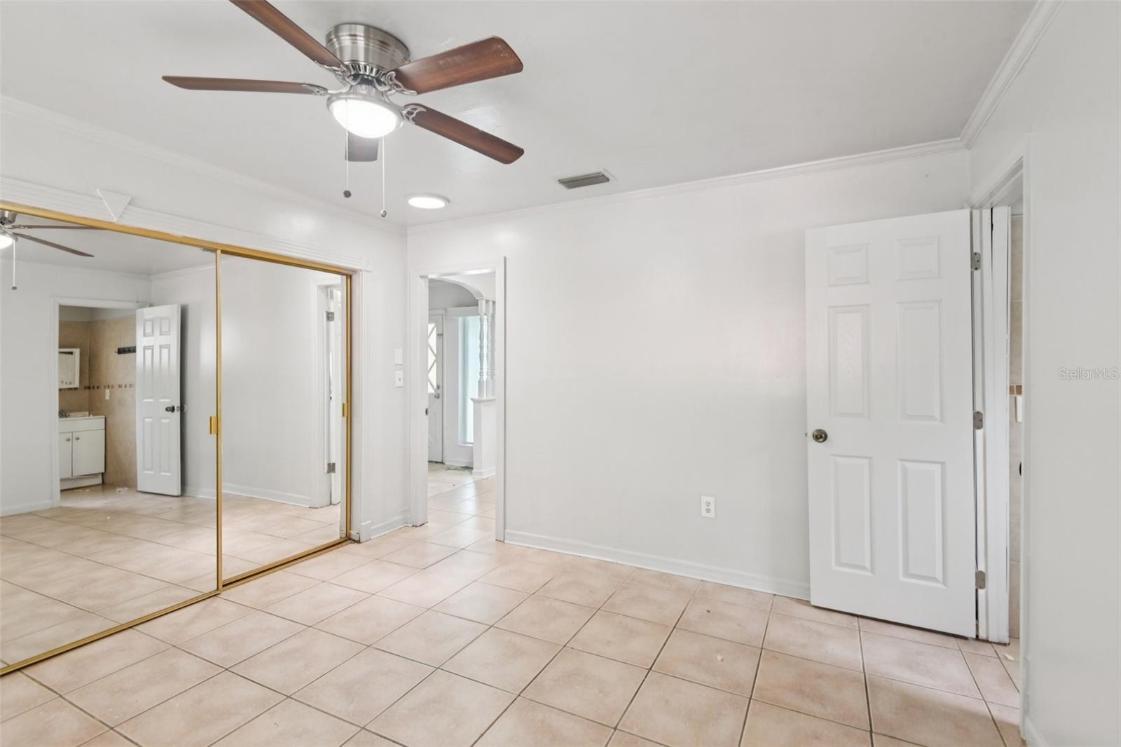 Image 14 of 30 For 6408 Olympia Avenue