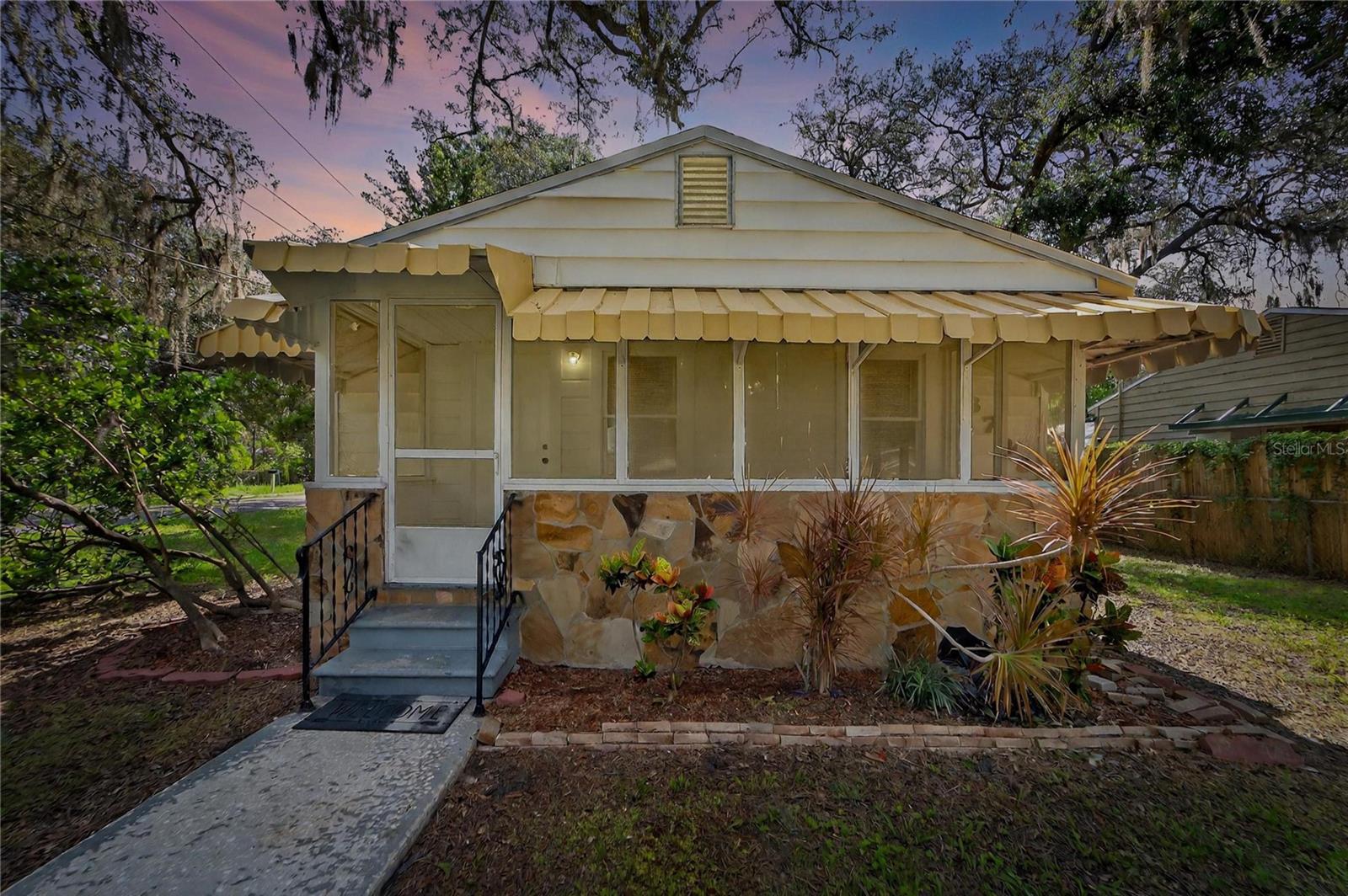 Details for 8723 Dexter Avenue, TAMPA, FL 33604