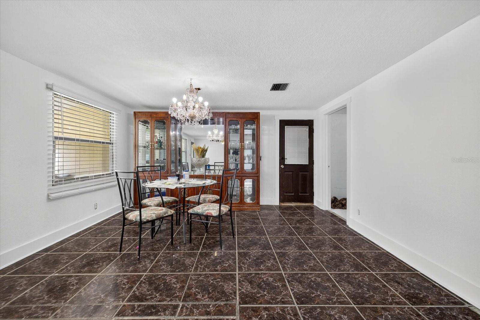 Image 9 of 37 For 104 Apache Lane