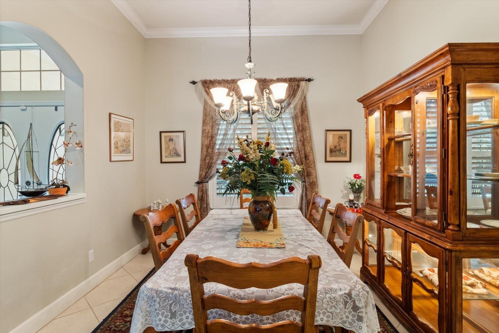 Image 19 of 67 For 6 Woodlee Court N