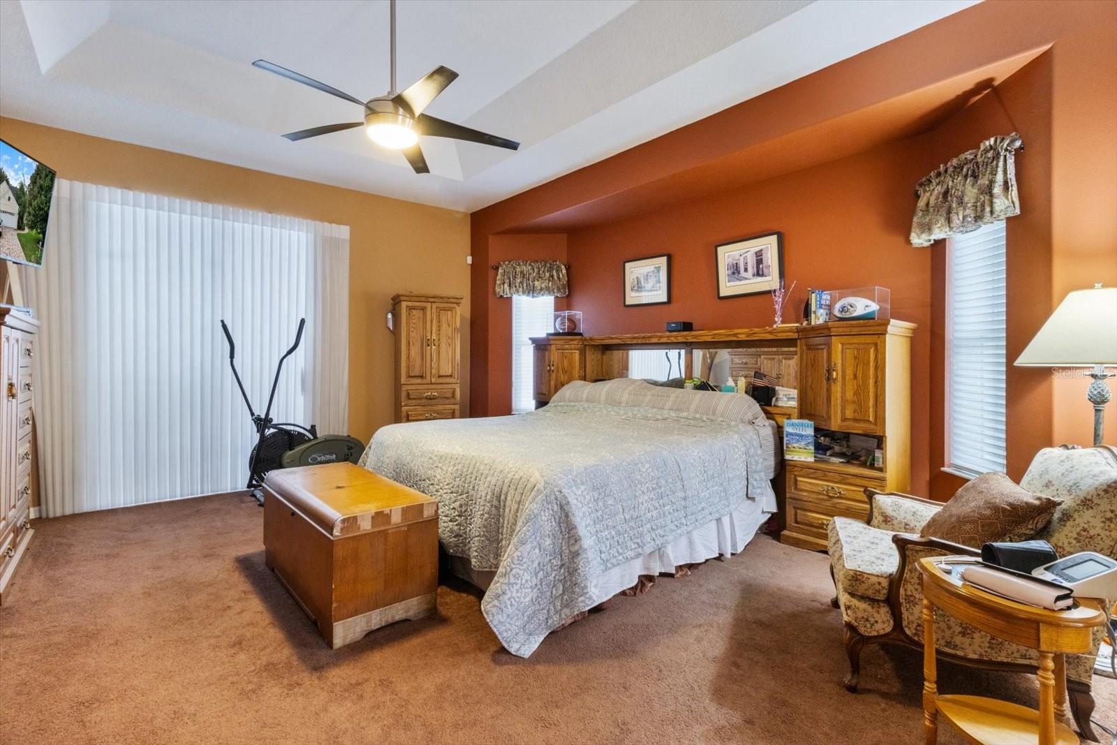 Image 20 of 67 For 6 Woodlee Court N