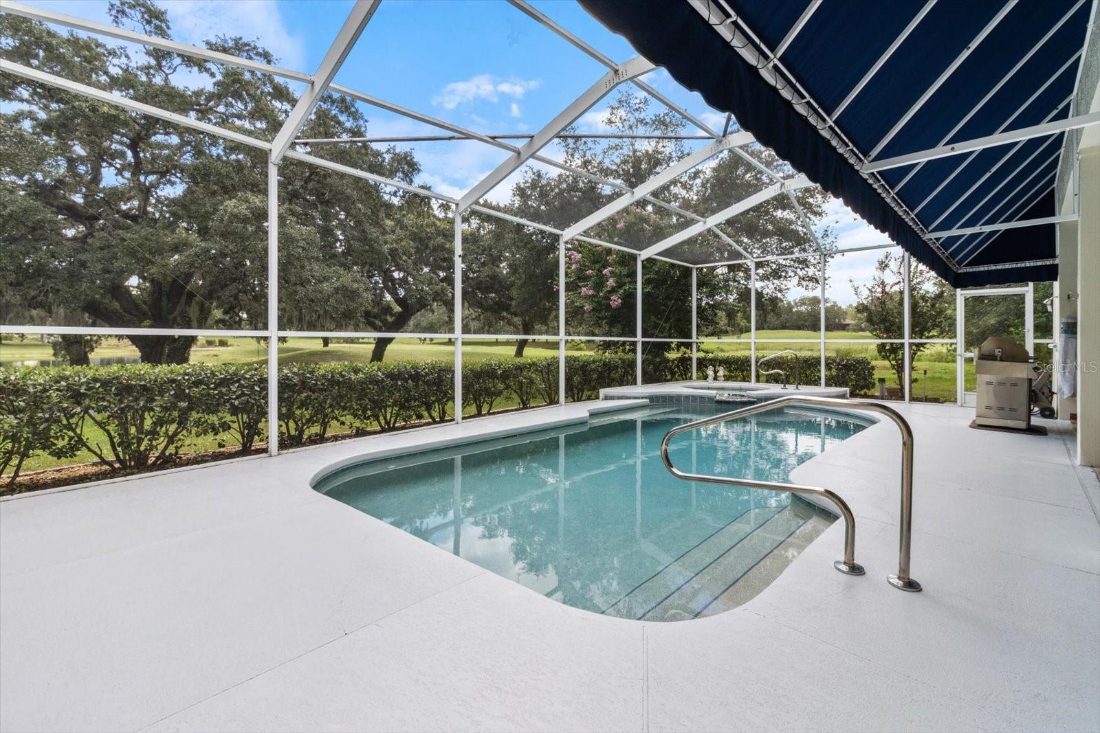 Image 39 of 67 For 6 Woodlee Court N